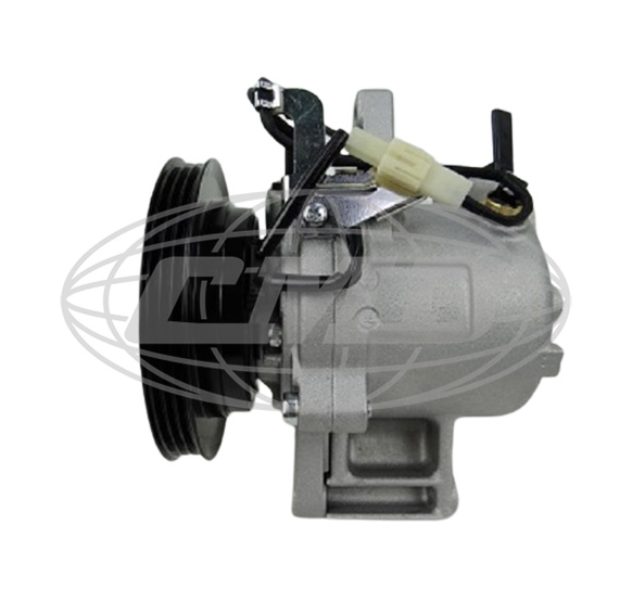 DAIHATSU Denso AC Compressor DS-04-05